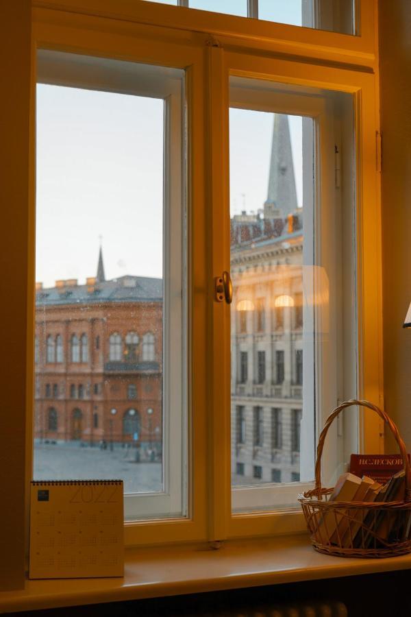 Blue Bird Hostel In Riga Old Town מראה חיצוני תמונה
